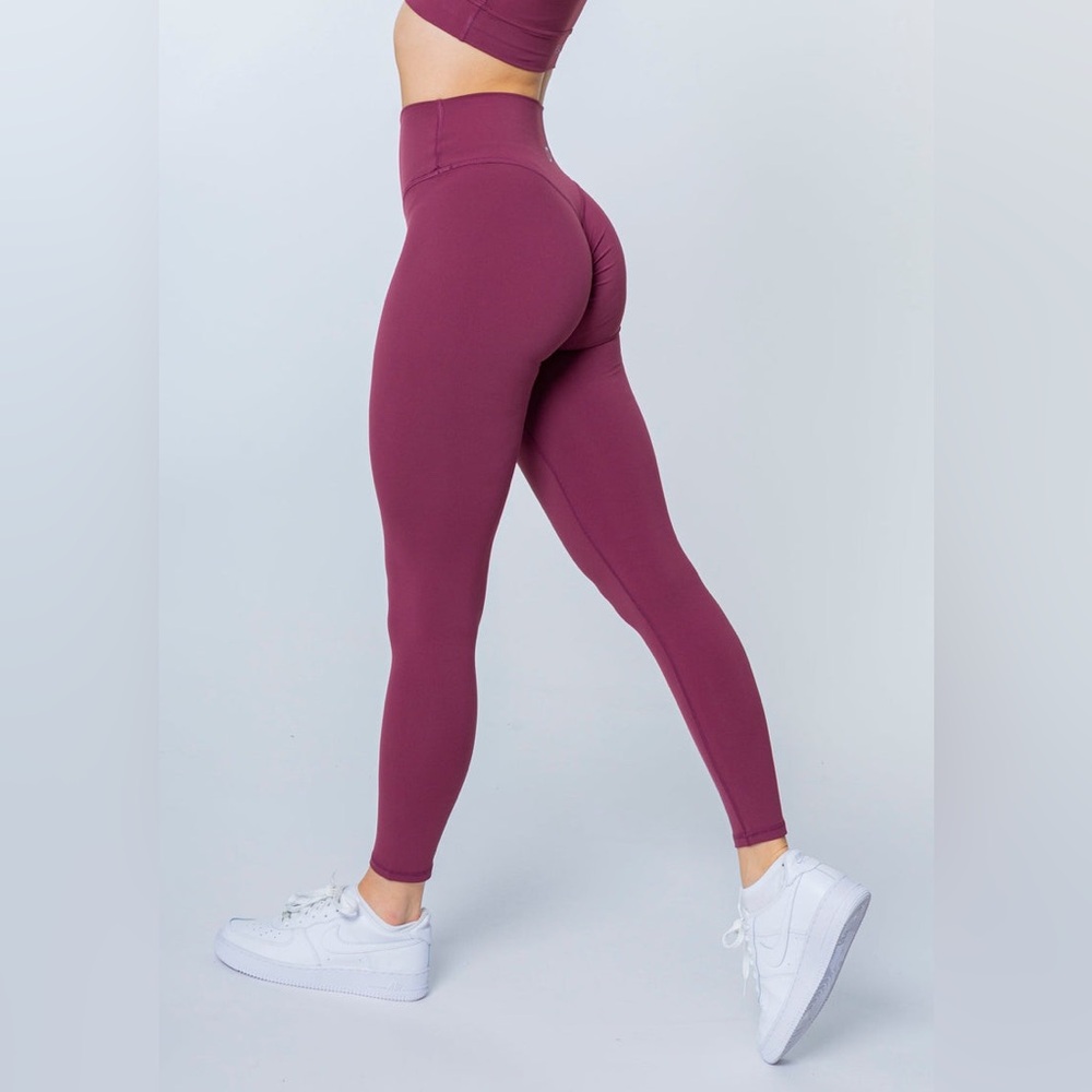 Peachy leggings 🍑